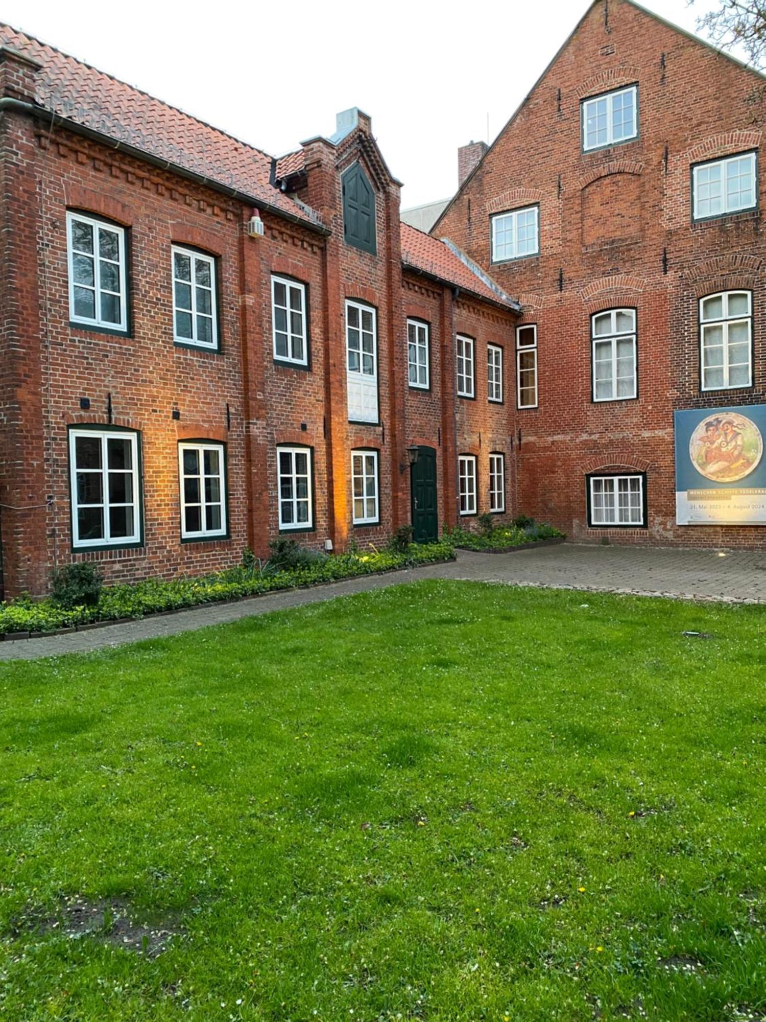 Wohlfuehlen In Historischem Haus Apartman Brake  Kültér fotó